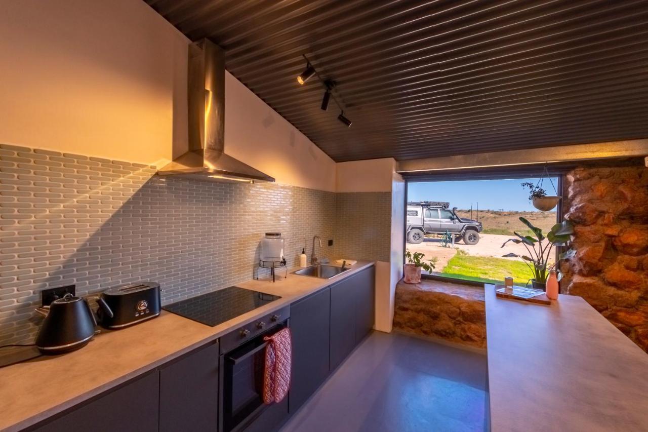 White Cliffs Accommodation -Daybreak Dugout - Unique Cave House Eksteriør billede